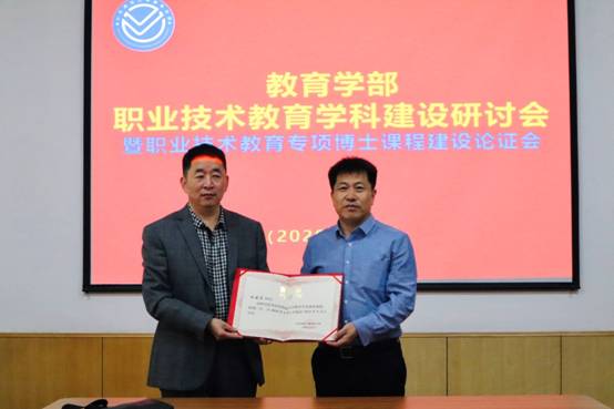 图片包含 文本描述已自动生成 图片包含 文本描述已自动生成